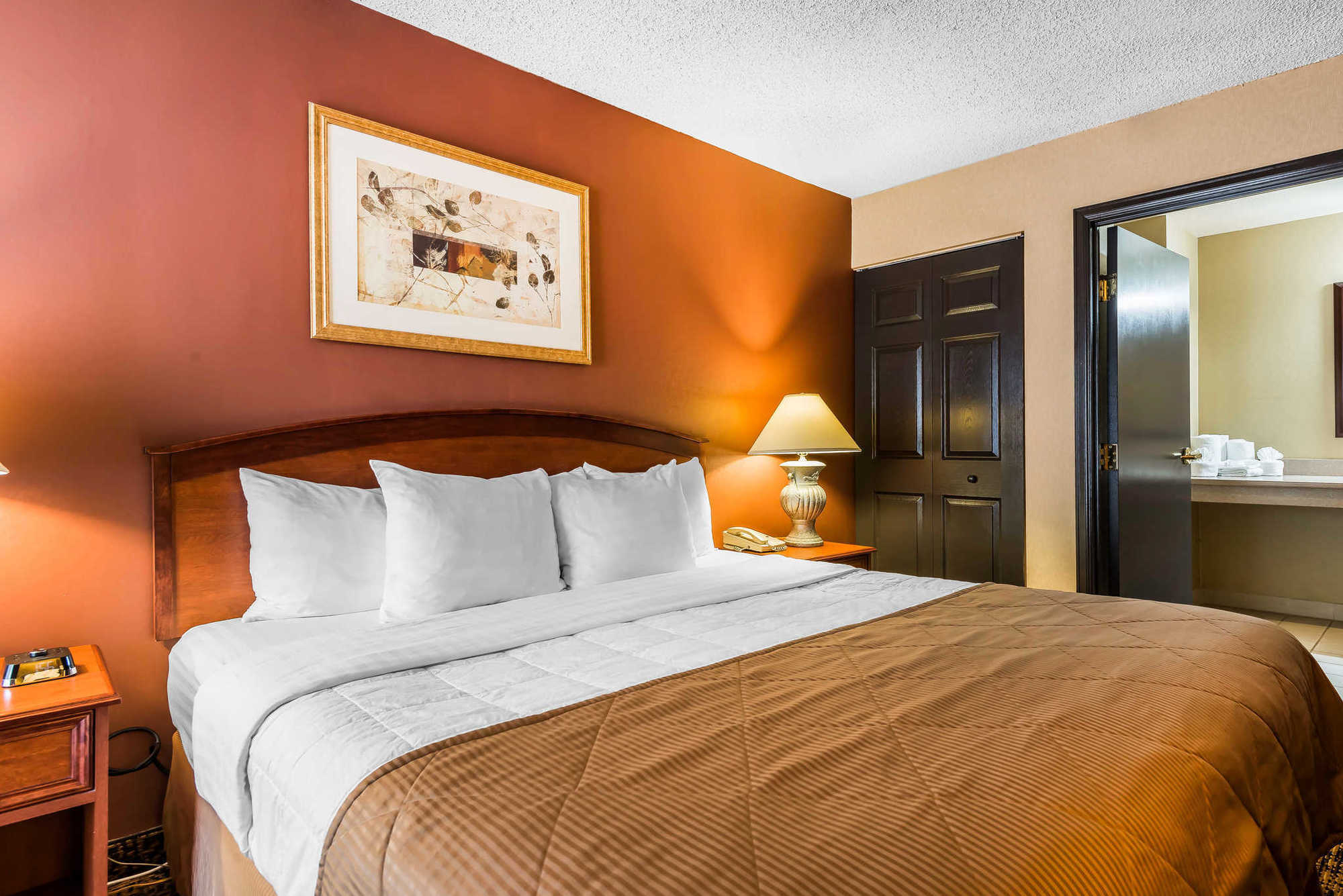 Clarion Hotel & Conference Center Colorado Springs Pokoj fotografie