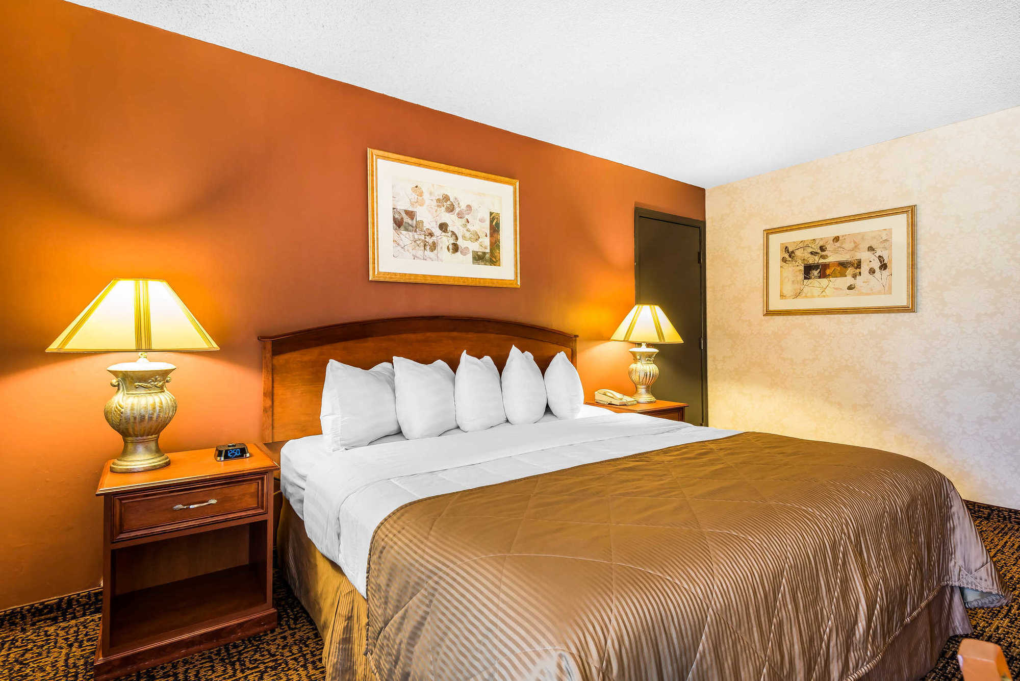 Clarion Hotel & Conference Center Colorado Springs Pokoj fotografie
