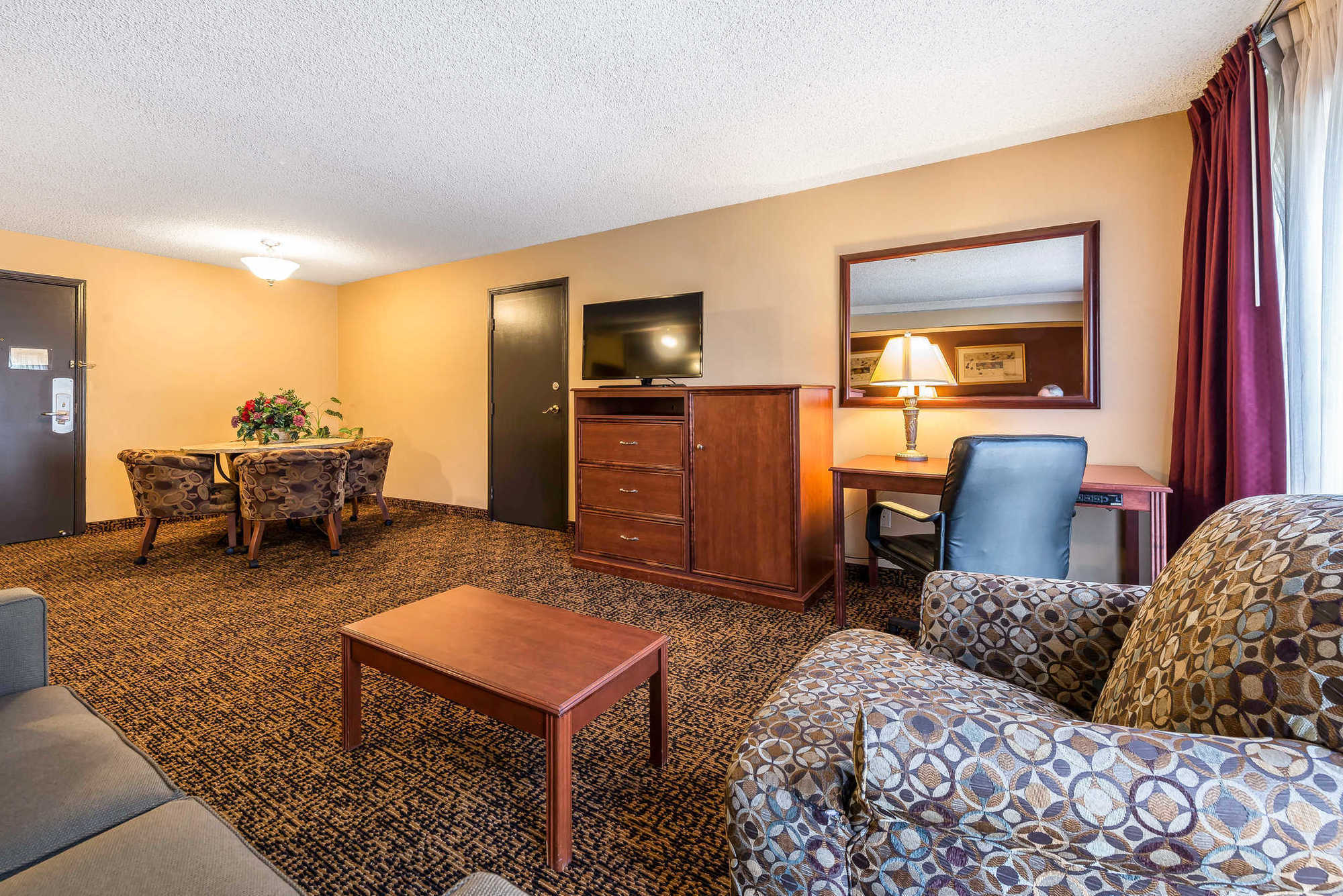 Clarion Hotel & Conference Center Colorado Springs Pokoj fotografie