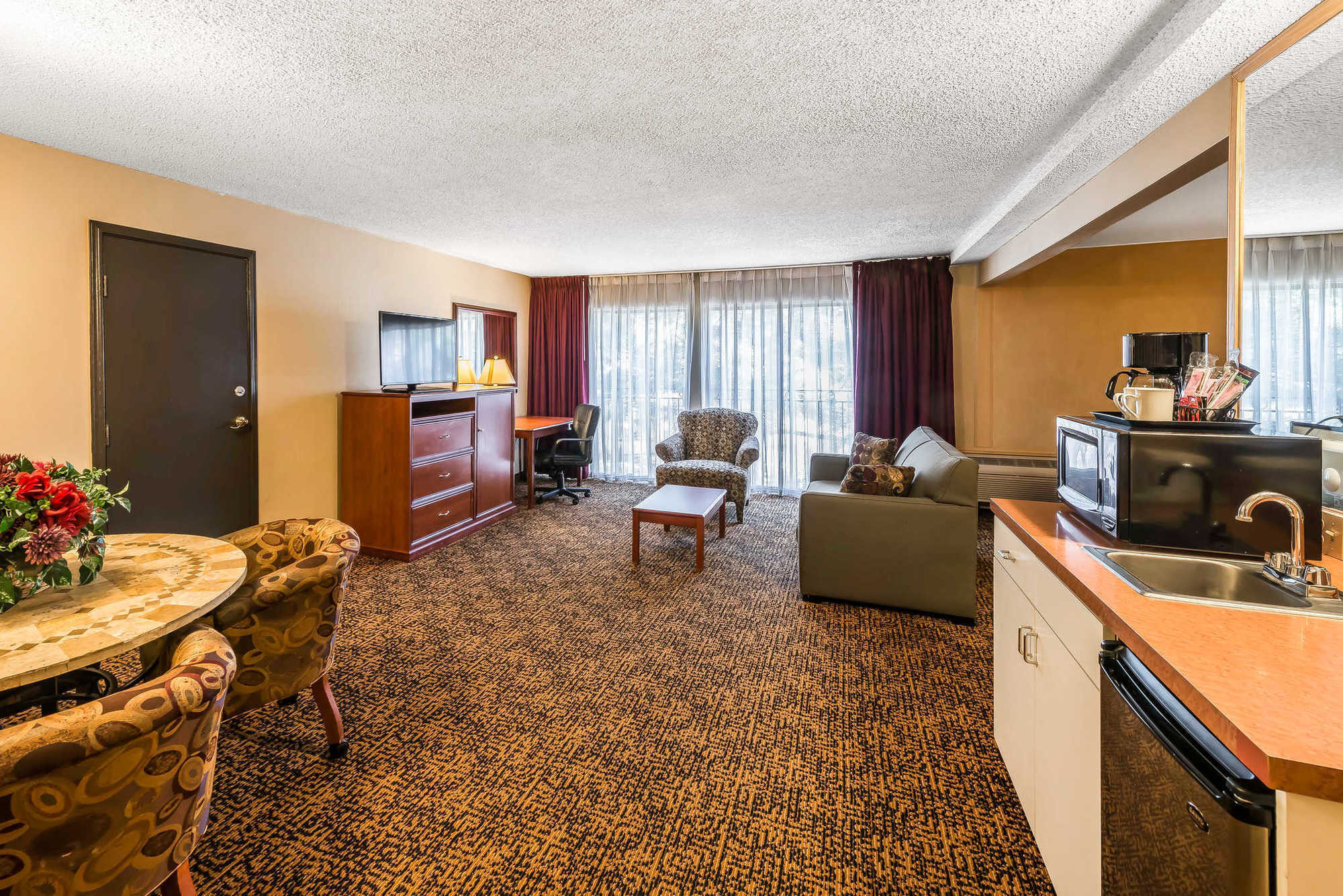 Clarion Hotel & Conference Center Colorado Springs Pokoj fotografie