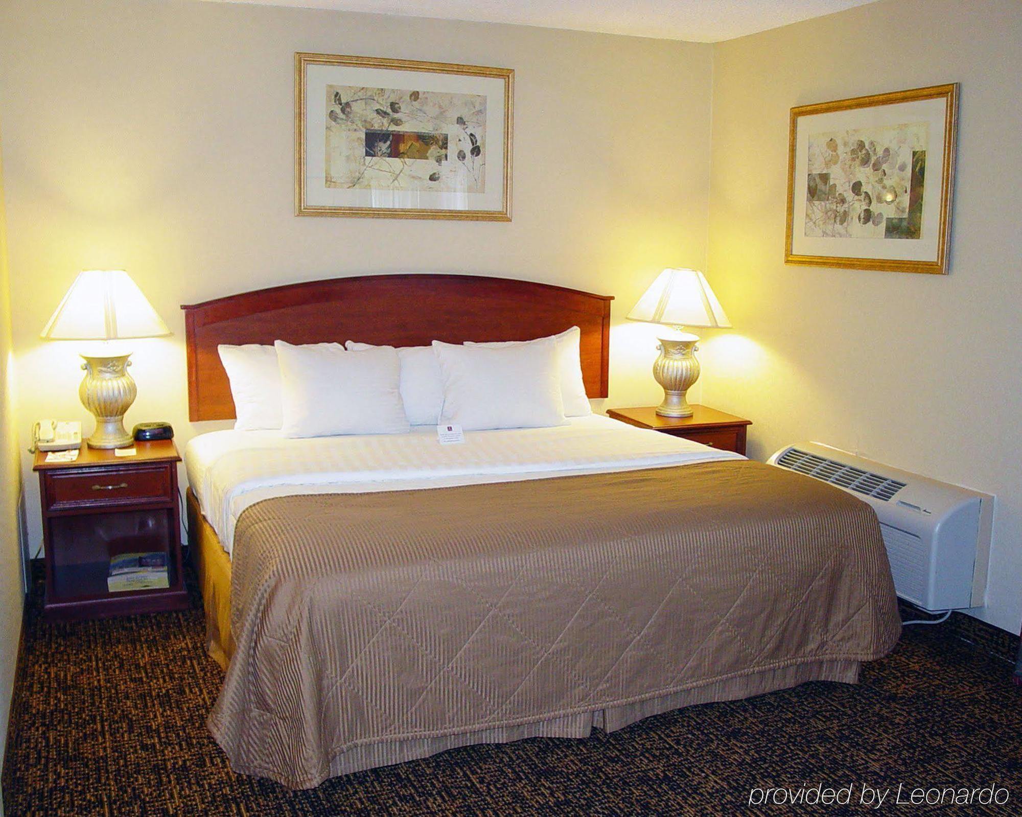 Clarion Hotel & Conference Center Colorado Springs Pokoj fotografie